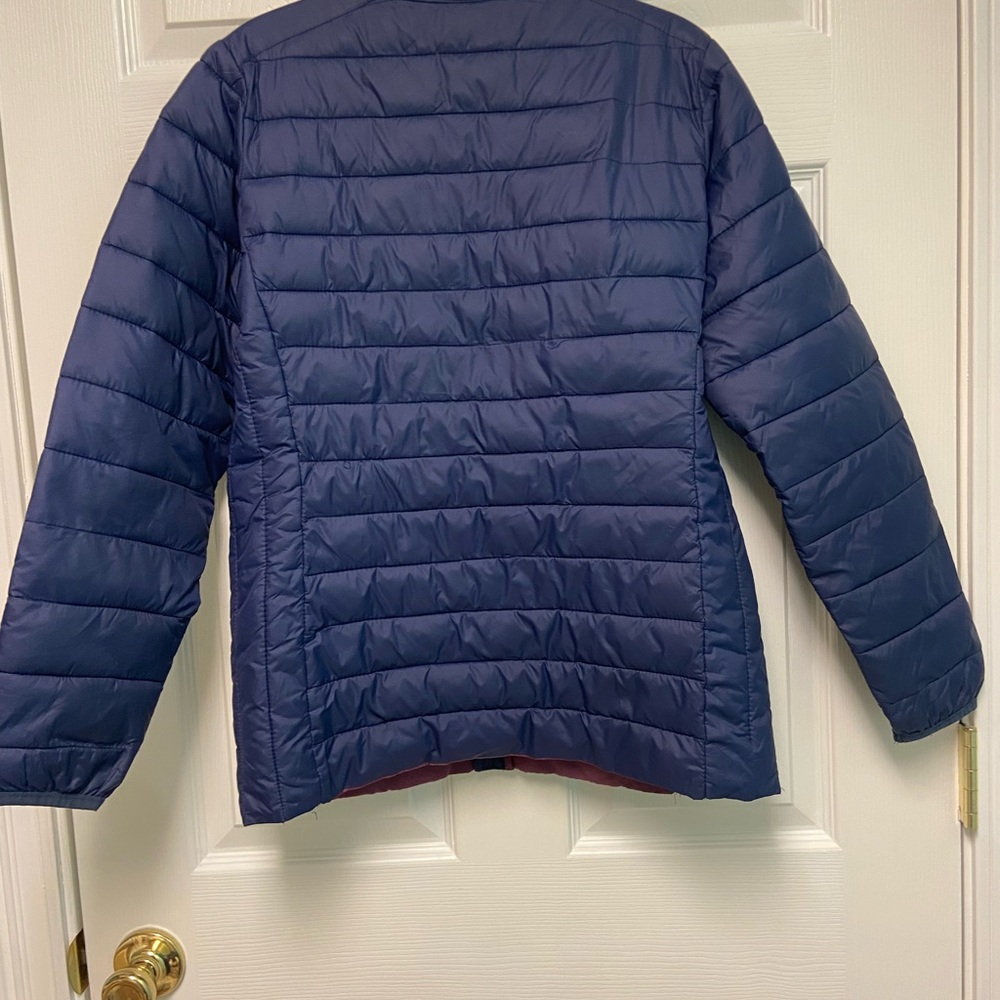 EUC Navy blue light weight puffer coat. M-L - Picture 2 of 6